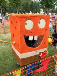 В Набережных Челнах состоялся шоу-парад колясок и велосипедов